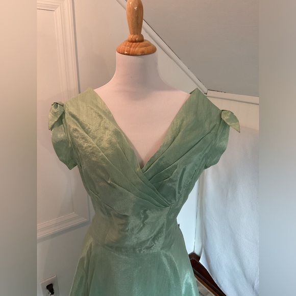 STUNNING Vintage Dress - Picture 3 of 9